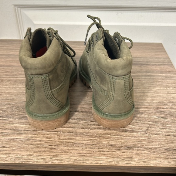 TIMBERLAND KIDS MILIT GREEN BOOTS IN SIZE 10 - Picture 4 of 9